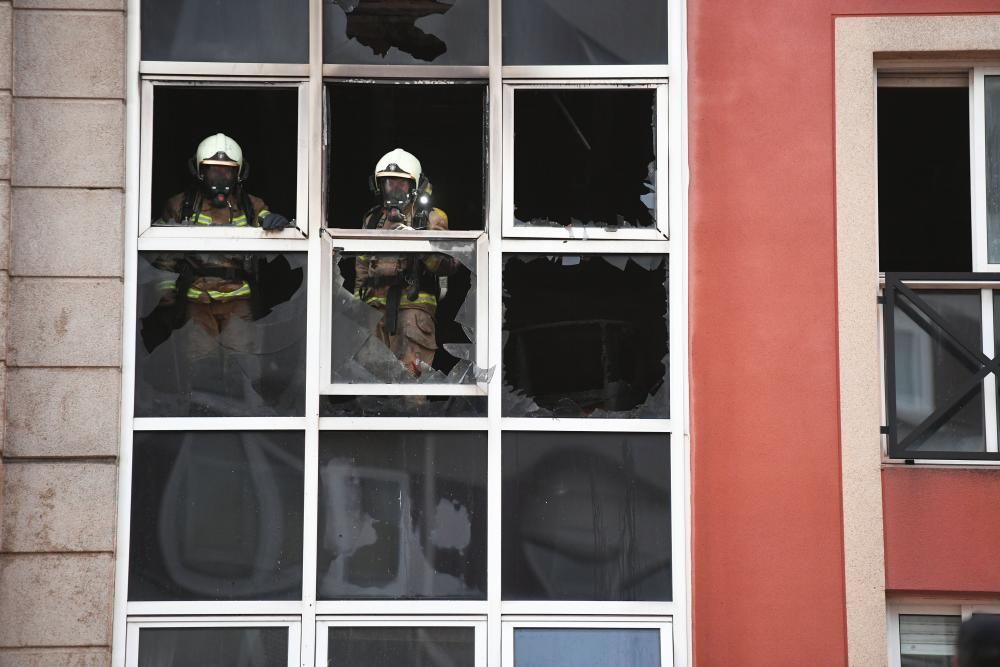 Otro hombre herido se arrojó por la ventana de un segundo piso para evitar se atacado.