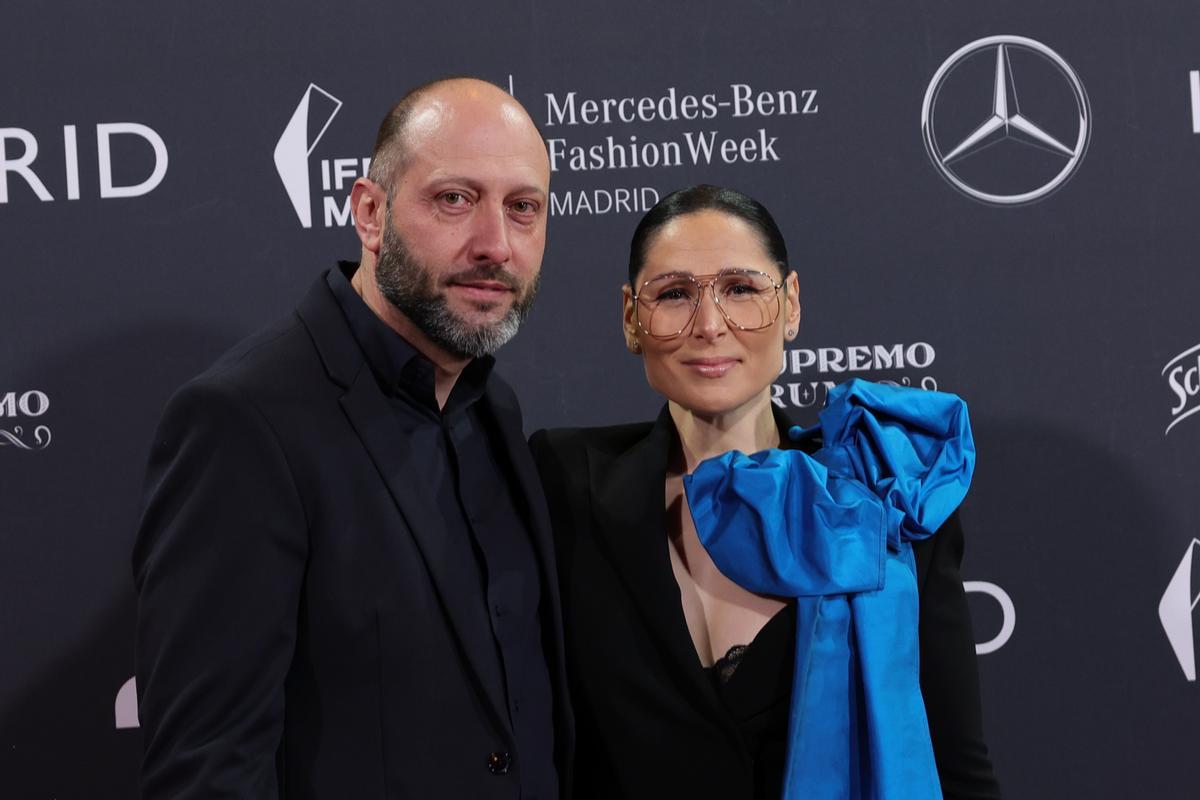 Rosa López vive junto a su marido, Iñaki García