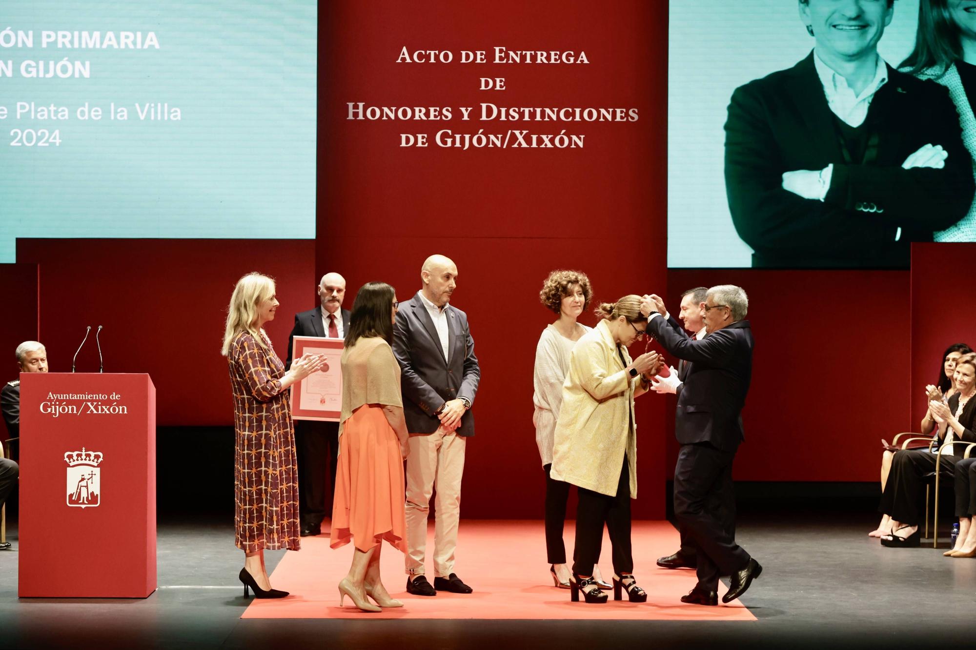 Entrega de las medallas de la ciudad de Gijón