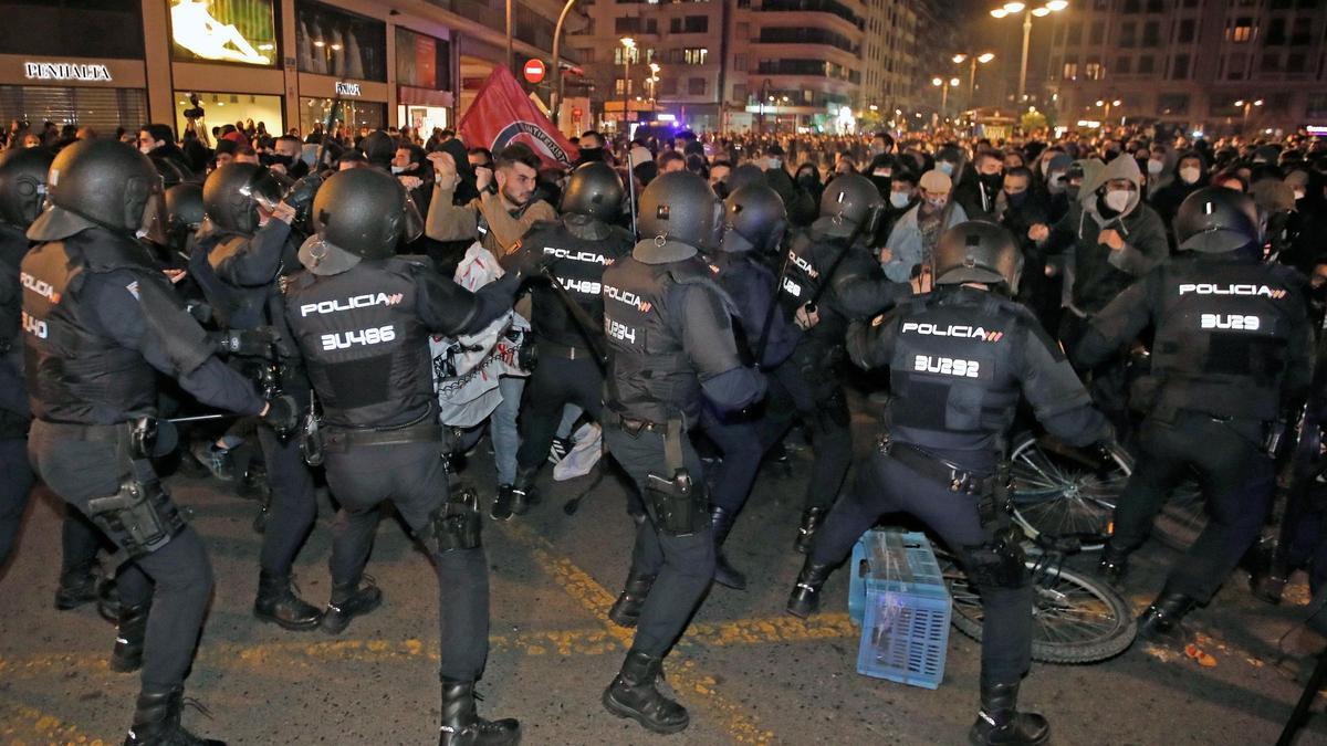 Concentración de protesta por el ingreso en prisión del rapero Hasel