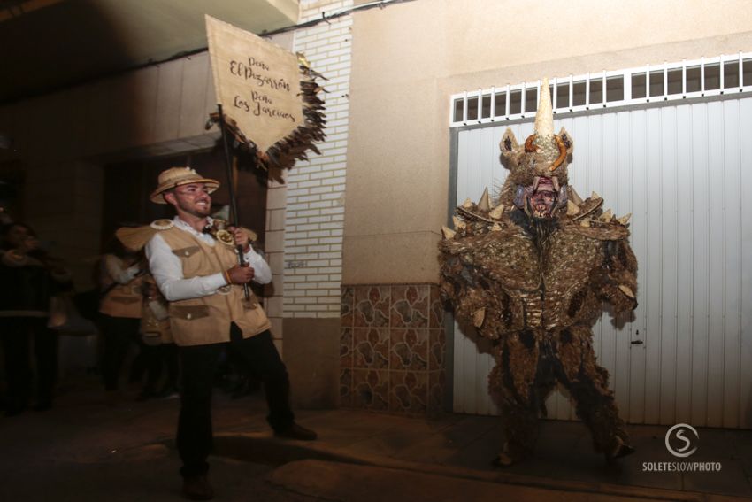 Suelta de la Mussona en el Carnaval de Águilas