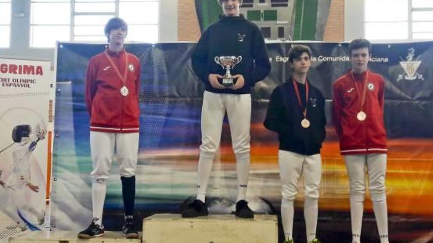 Oro y bronce para la Esgrima Xàtiva