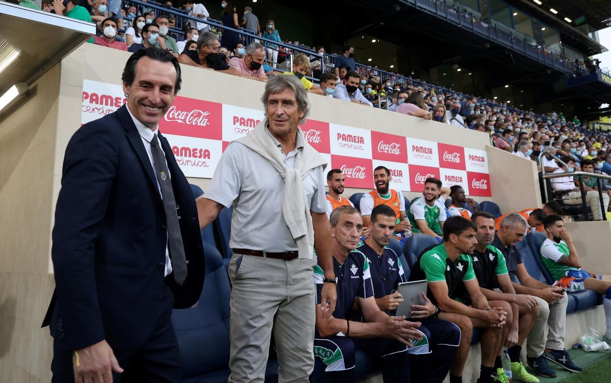 Emery y Pellegrini, durante un Betis Villarreal.
