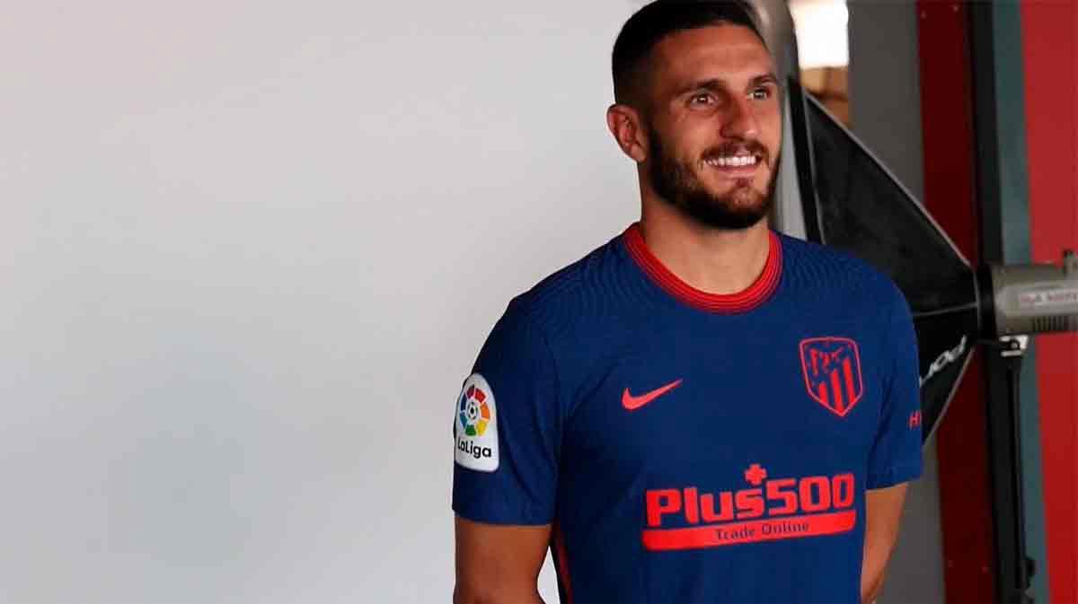 El Atlético de Madrid presenta sus equipaciones para la temporada 2020-21