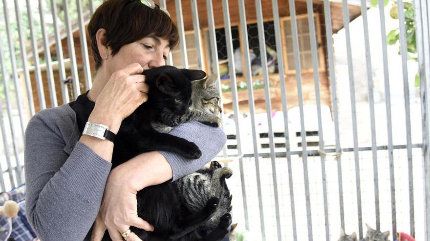 La presidenta de la protectora, a Can Poc Oli