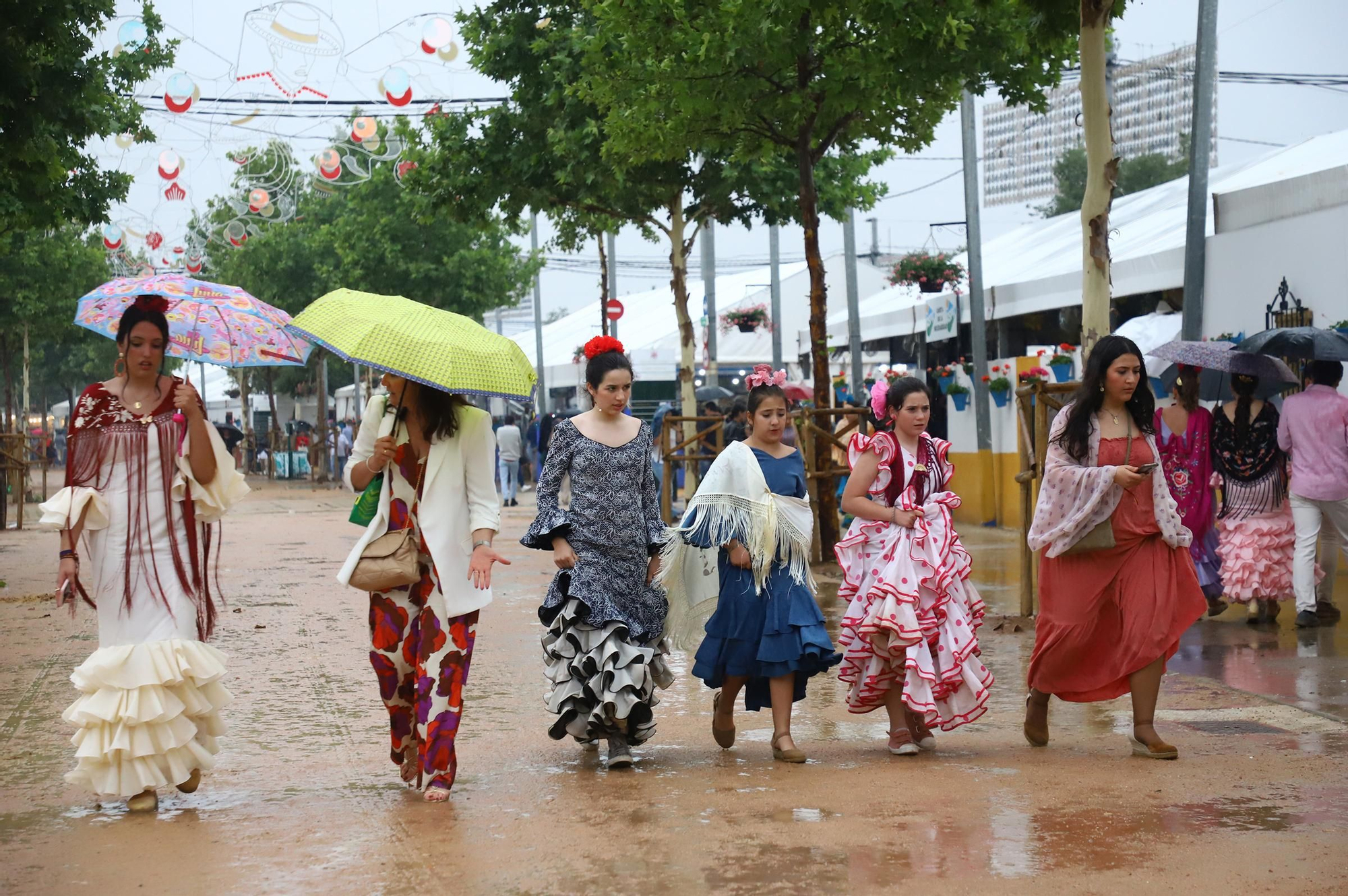 El primer día de Feria marcado por la lluvia
