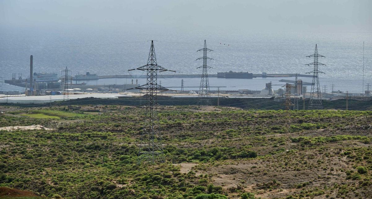Vista general del puerto de Granadilla