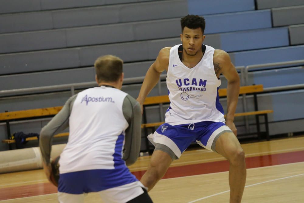 Entrenamiento del UCAM CB abierto al público