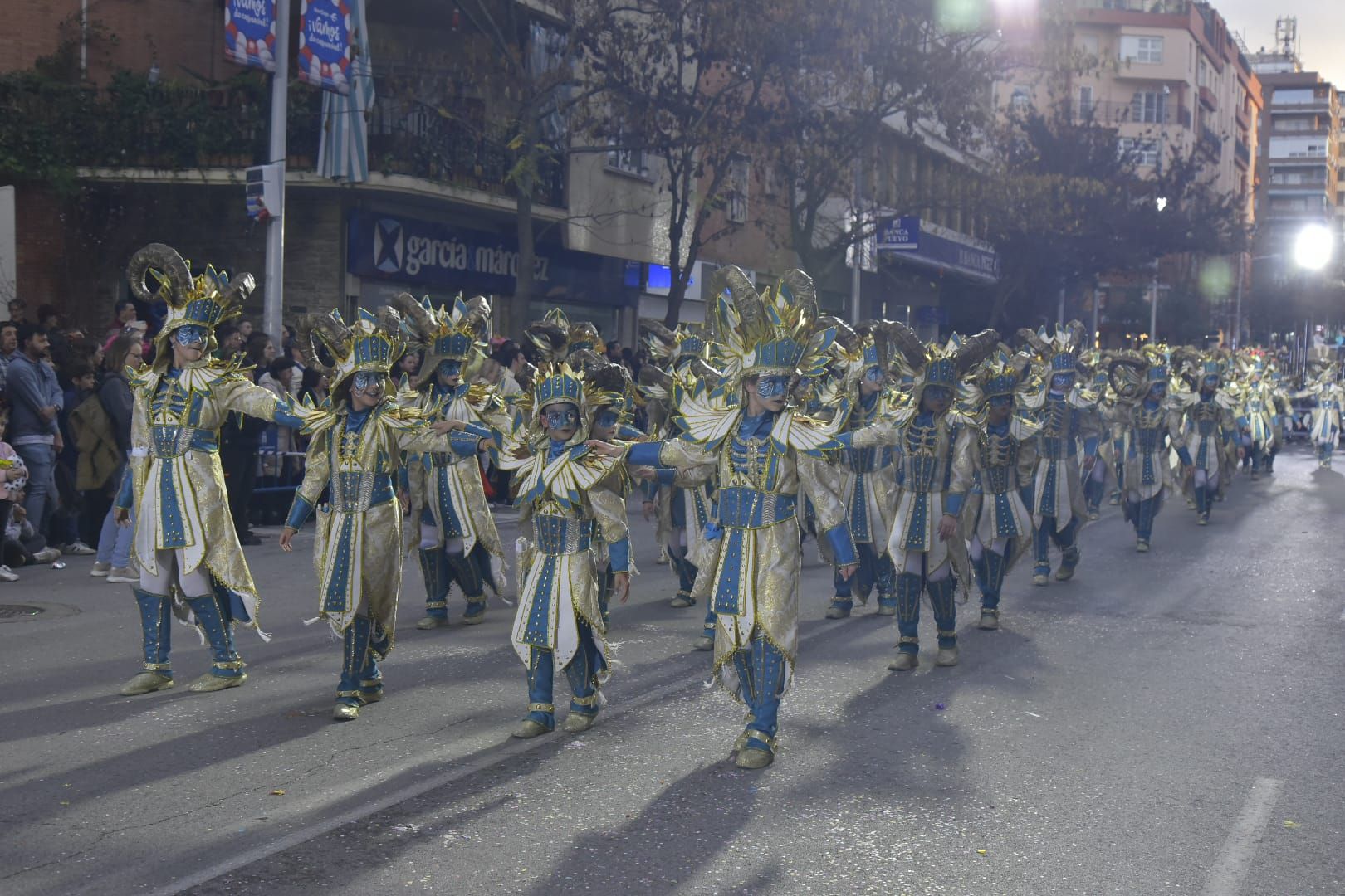 GALERÍA | Mira el desfile de comparsas infantiles de Badajoz