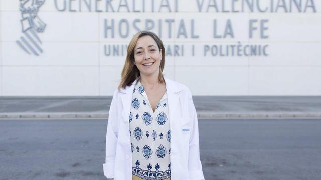 La gerente del Hospital La Fe, Mònica Almiñana, dejará el cargo en 15 días
