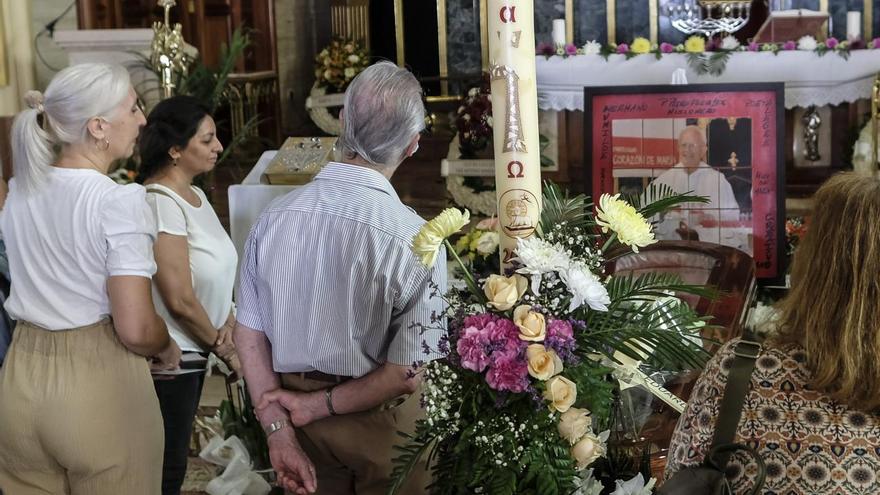 Muere el legendario padre Fuertes del colegio Claret