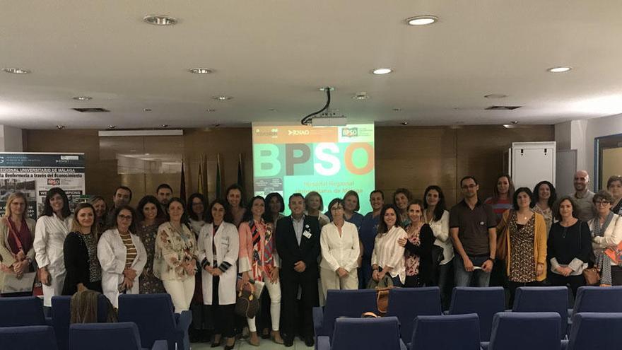 Parte del equipo de Enfermería del Hospital Regional que participa en la puesta en marcha de las guías.