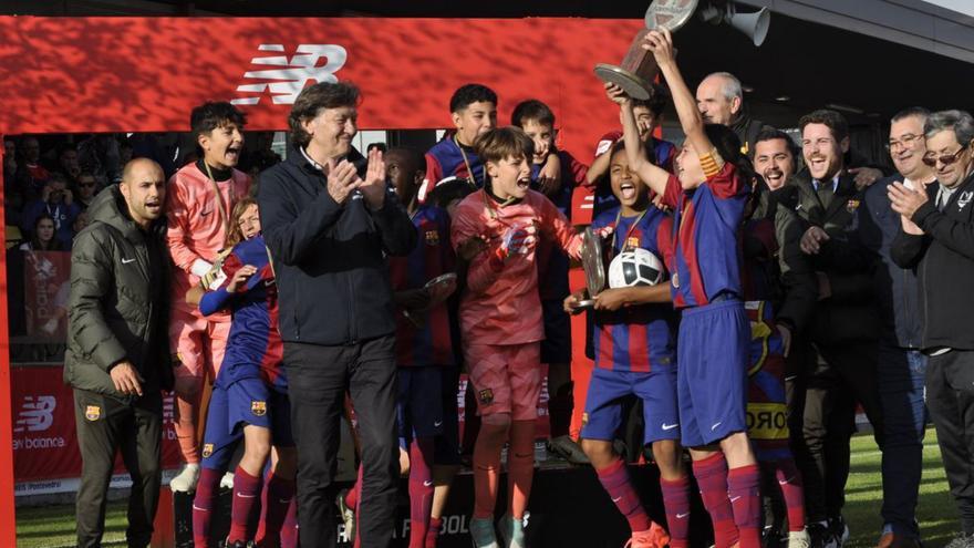 El Barcelona se corona campeón en A Senra