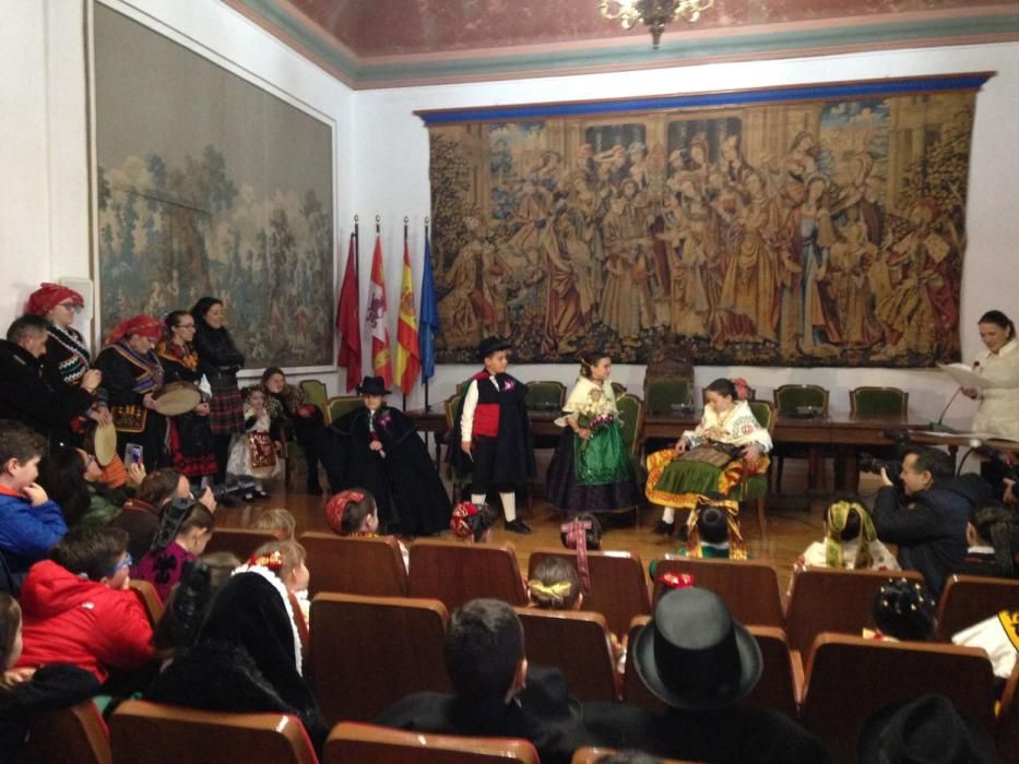 Carnaval en Toro: boda infantil