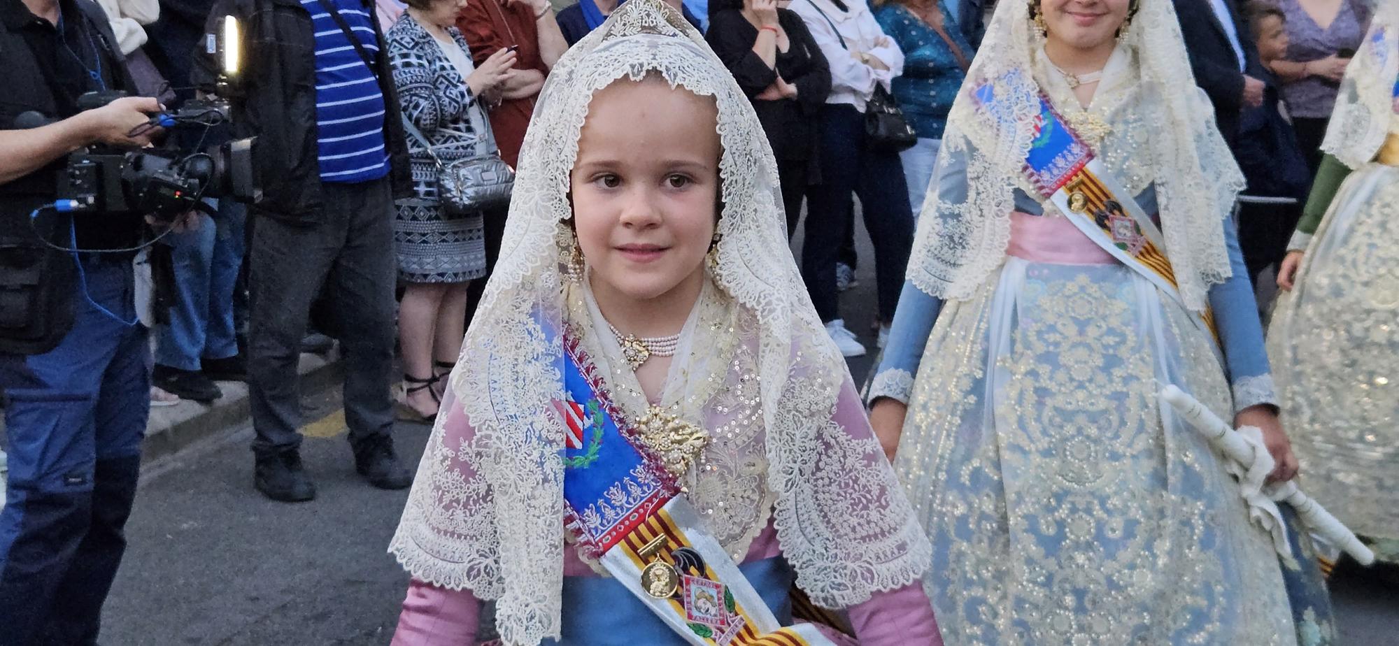 Laura, Paula, las cortes y las fallas de Zaidía acompañan al Cristo de la Fe