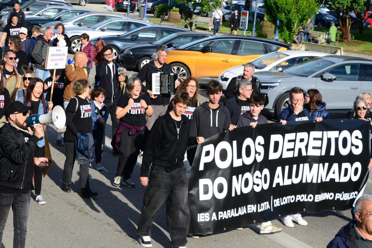 La comunidad educativa también clama en Cangas La comunidad educativa también clama en Cangas