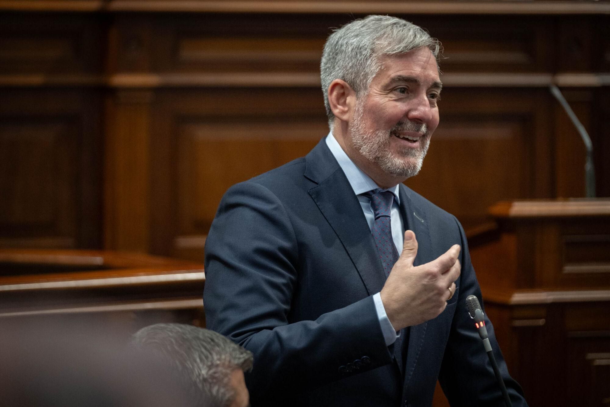 Pleno del Parlamento de Canarias.