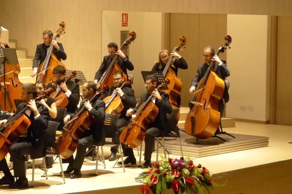 Más de tres mil espectadores en los conciertos de Año Nuevo-Reyes de la Orquesta Sinfónica de Torrevieja en el Auditorio Internacional