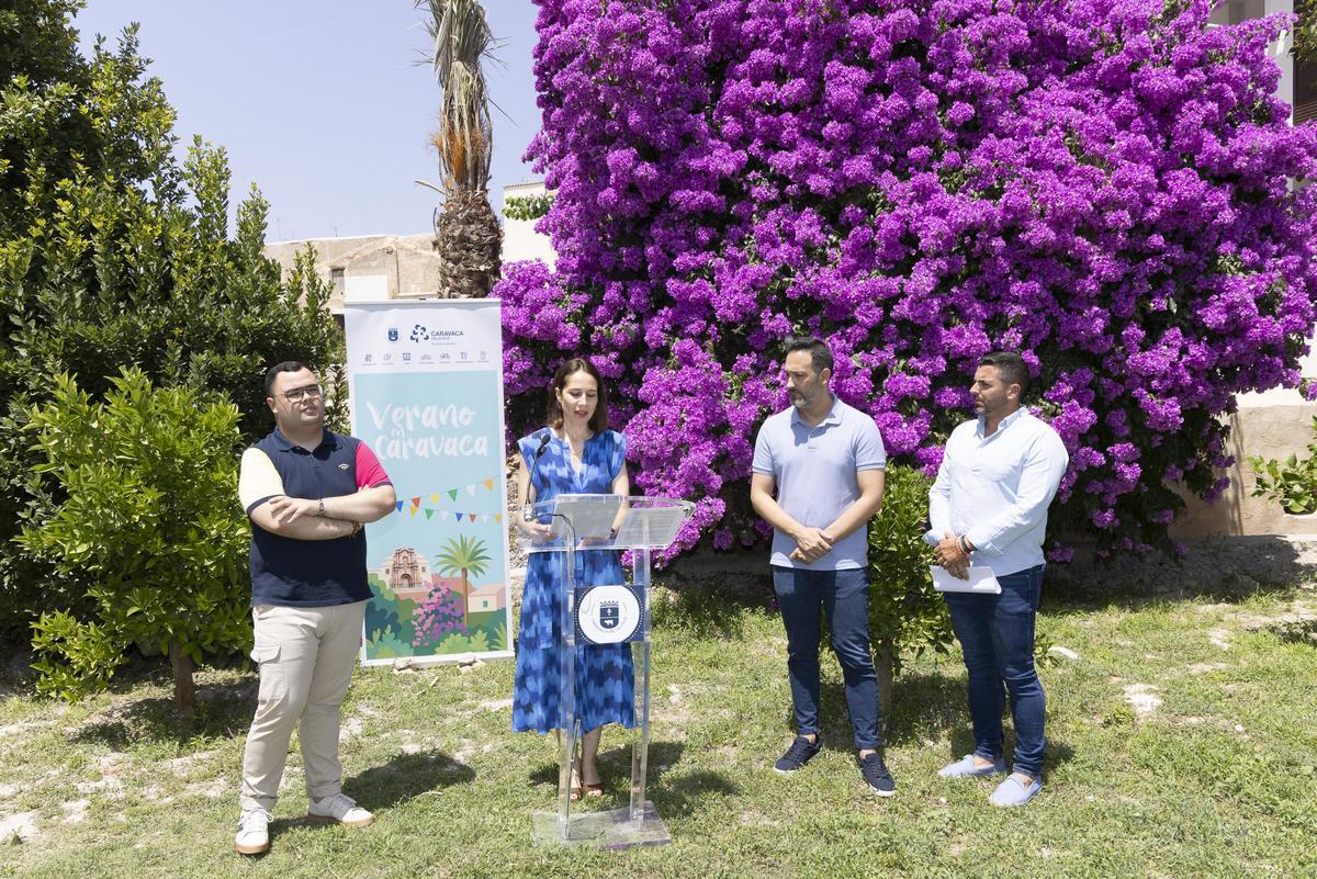 La edil de Turismo, Ana Belén Martínez, presentando la programación estival