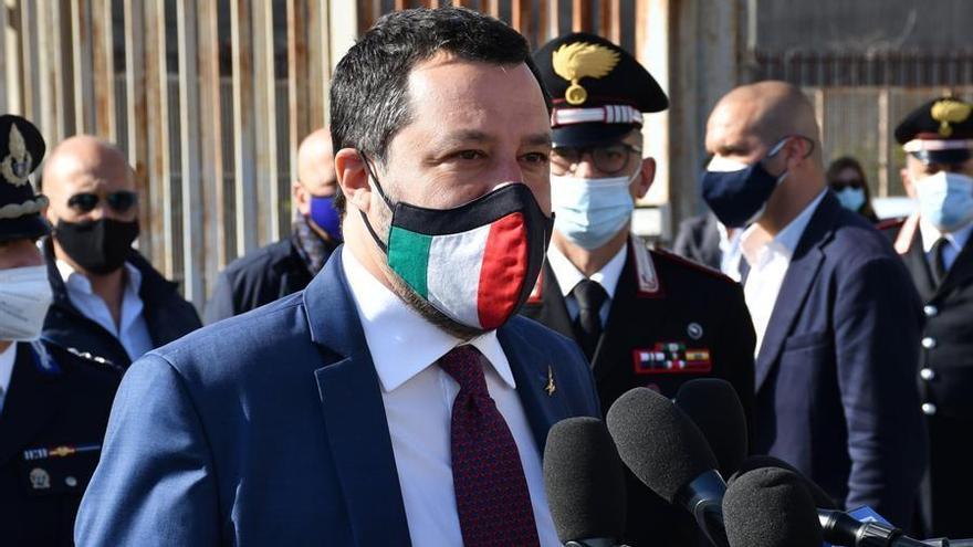 La Fiscalía pide no enjuiciar a Salvini por bloquear un barco con inmigrantes