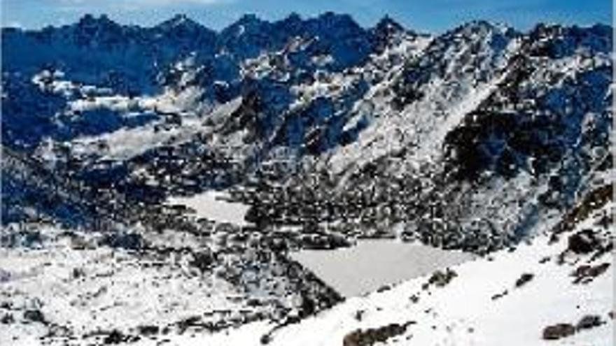 La neu acumulada al Pirineu s&#039;ha reduït a la meitat des del 1950 fins ara