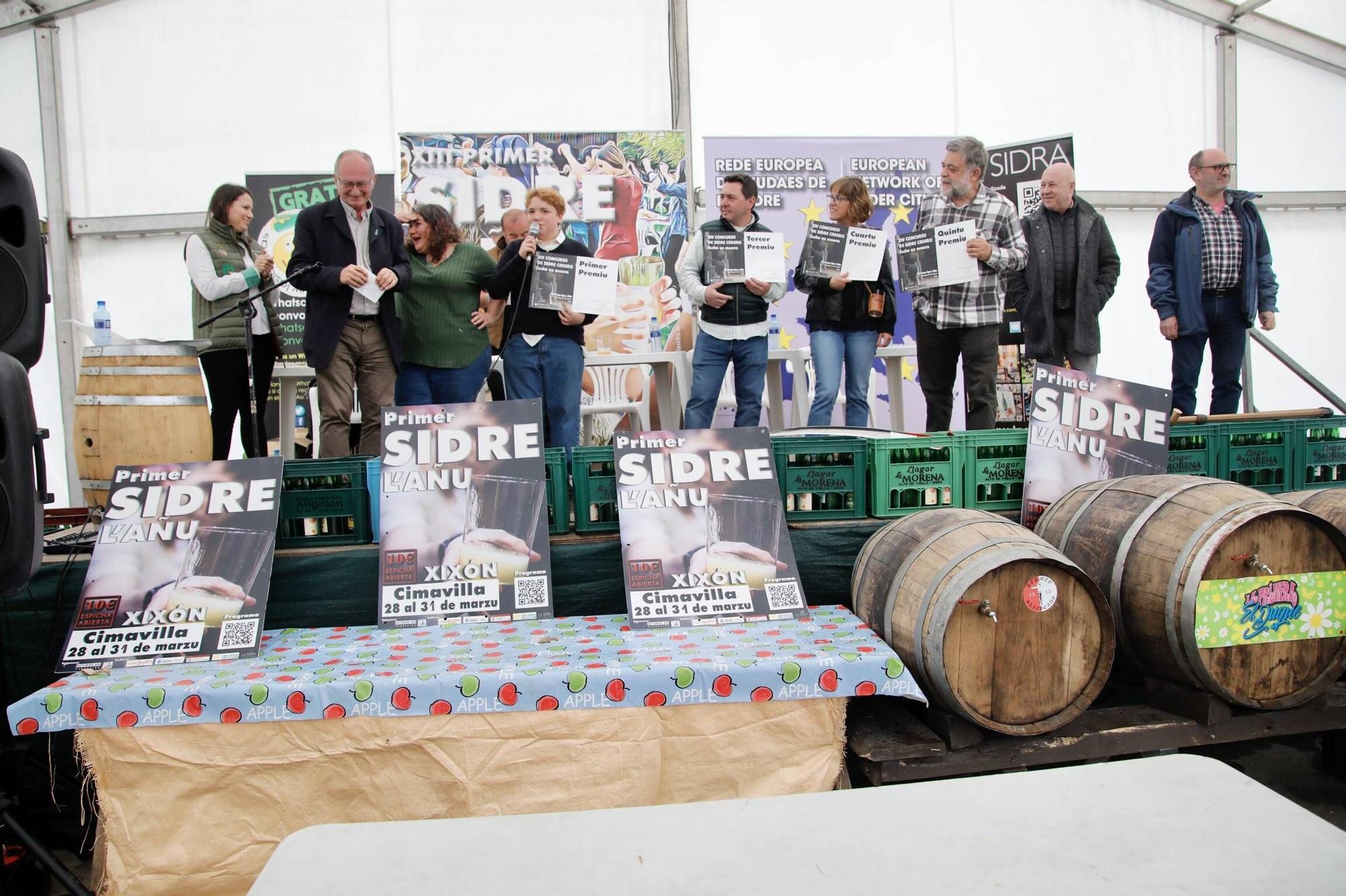 La clausura de la Primer Sidre l'añu en Gijón, en imágenes