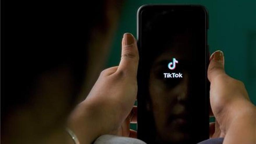 TikTok pateix una caiguda global