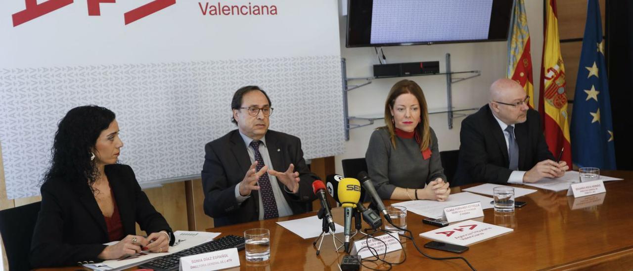 Sonia Díaz, Vicent Soler, Clara Ferrando y Eduardo Roca, el día de presentación de la ATV. | M.MONTESINOS