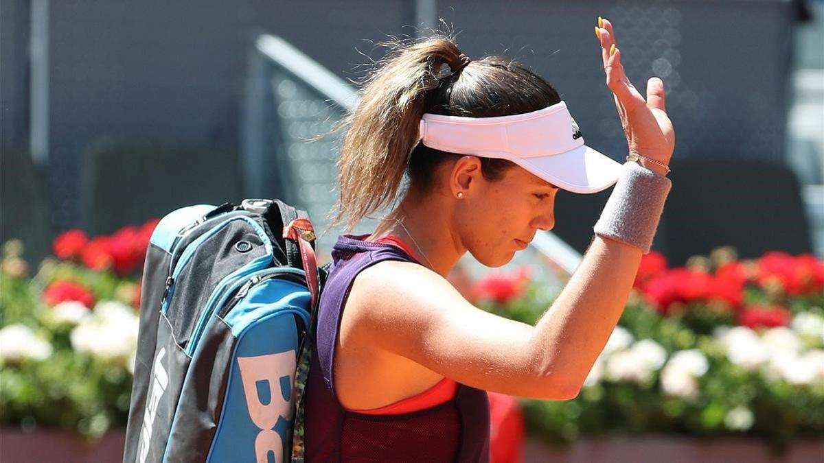 Muguruza se despide del público de la Caja Mágica tras caer en primera ronda.