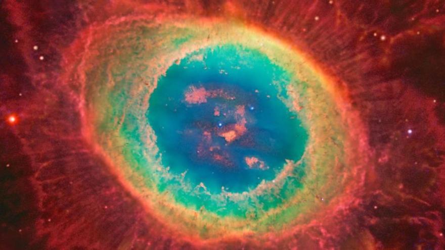 Centro de la nebulosa planetaria M57 fotografiada por el astrofotógrafo Robert Gendler and Jhon Bozeman.