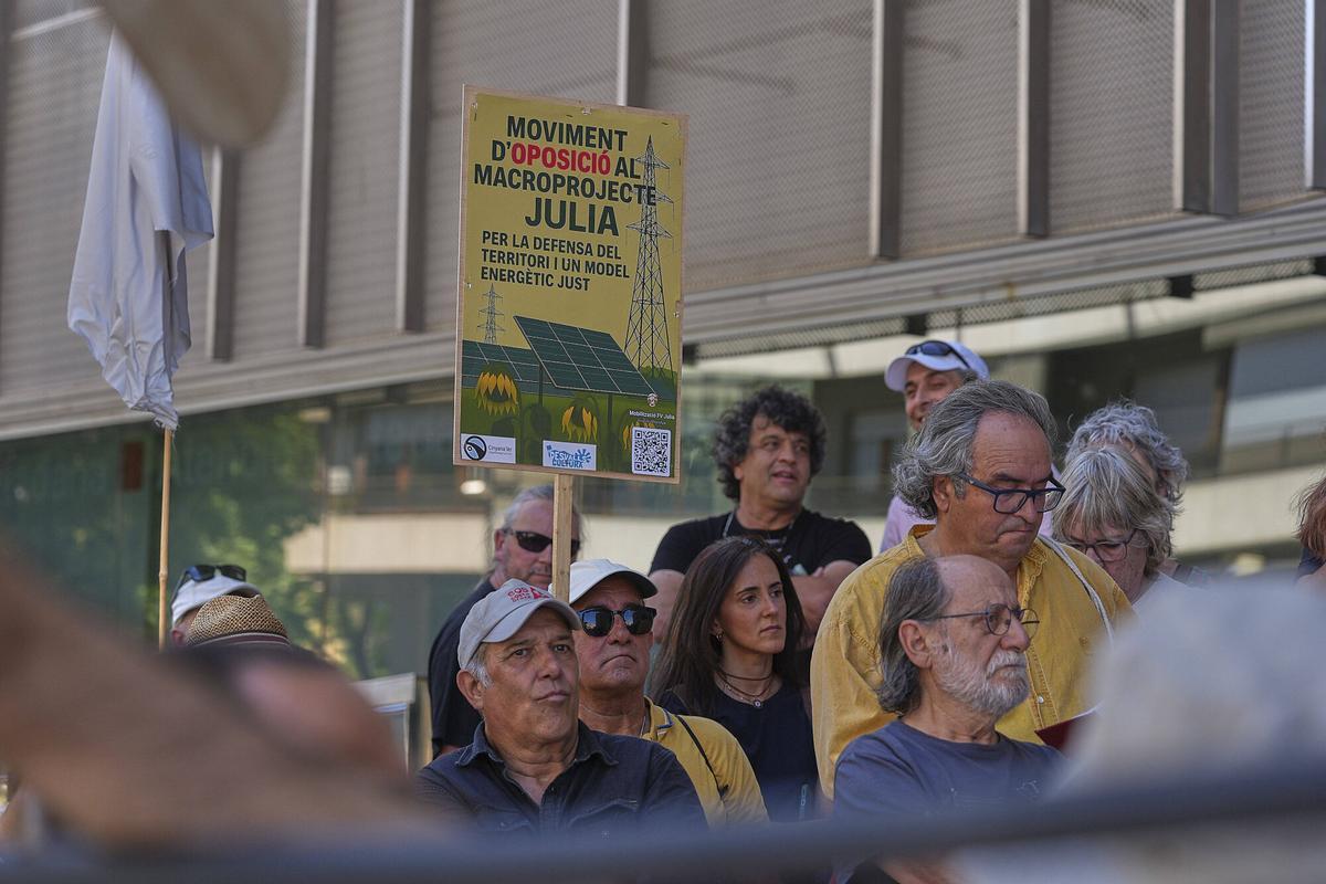 Les imatges de la protesta contra els Macroprojectes energètics