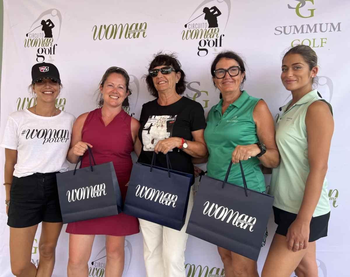 Jugadoras en el 'Circuito Woman Golf' 2022 en El Saler (Valencia)