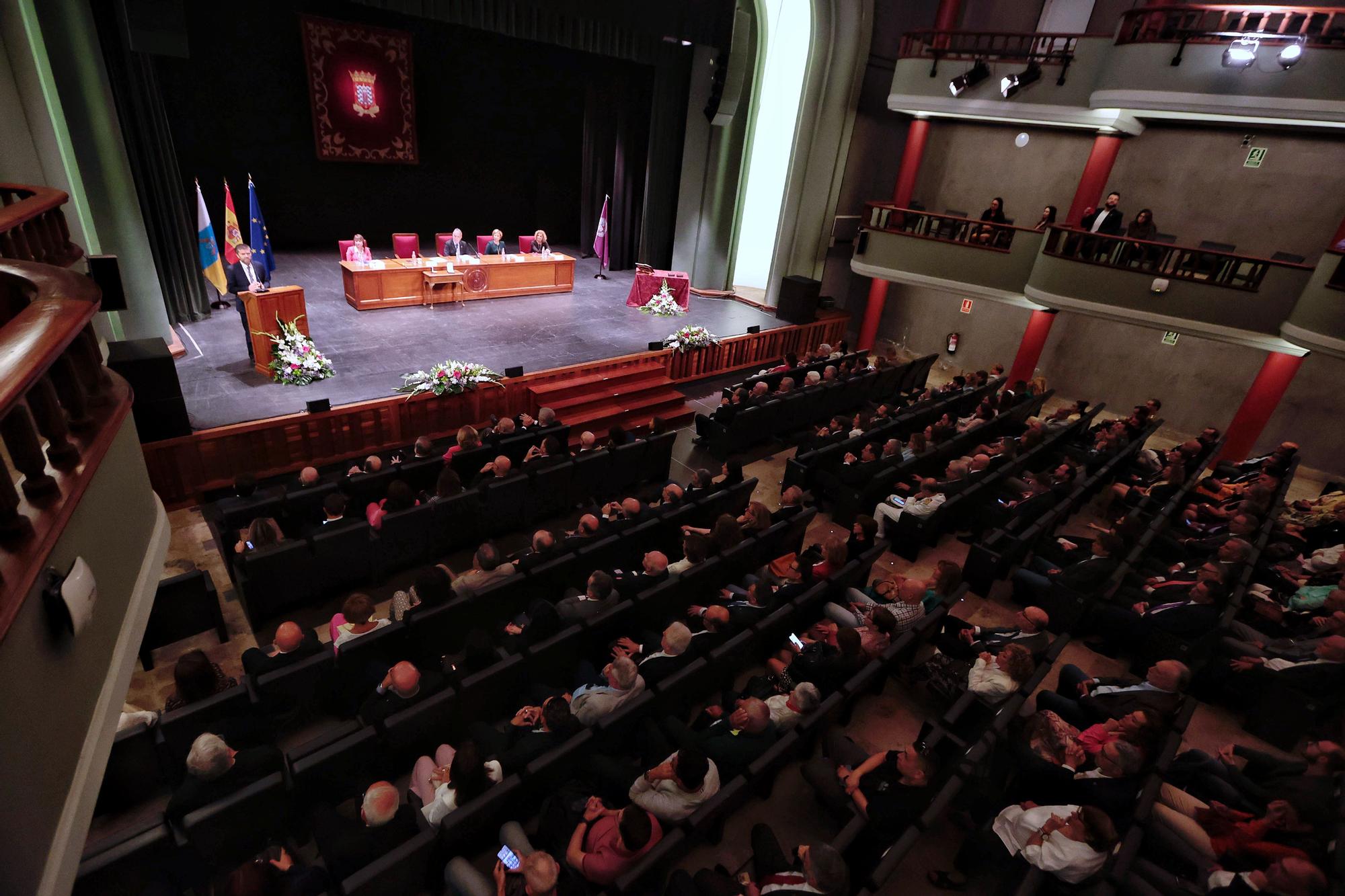 Toma de posesión del nuevo rector de la ULL