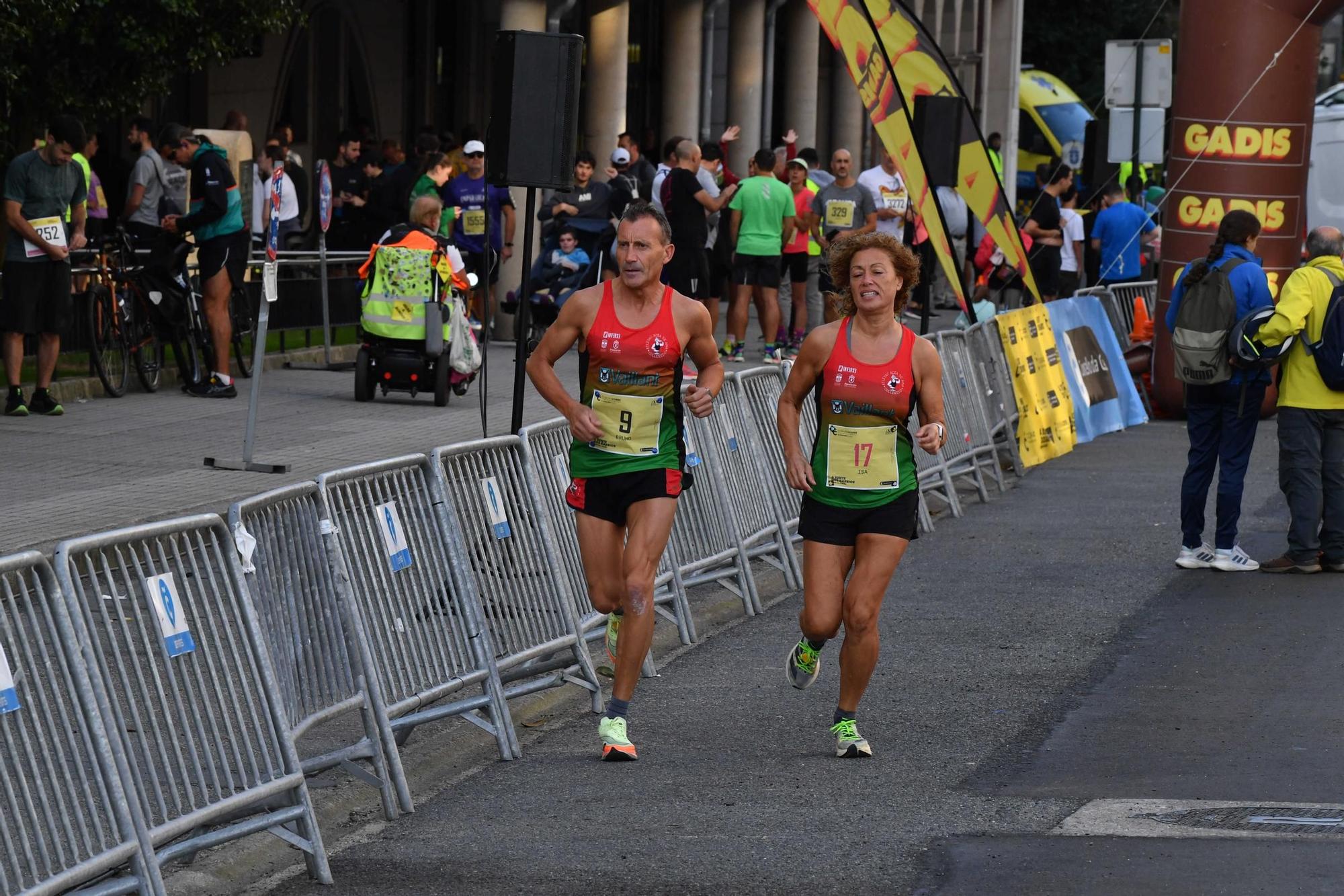 Más de mil corredores completan la carrera popular de Matogrande a Xuxán