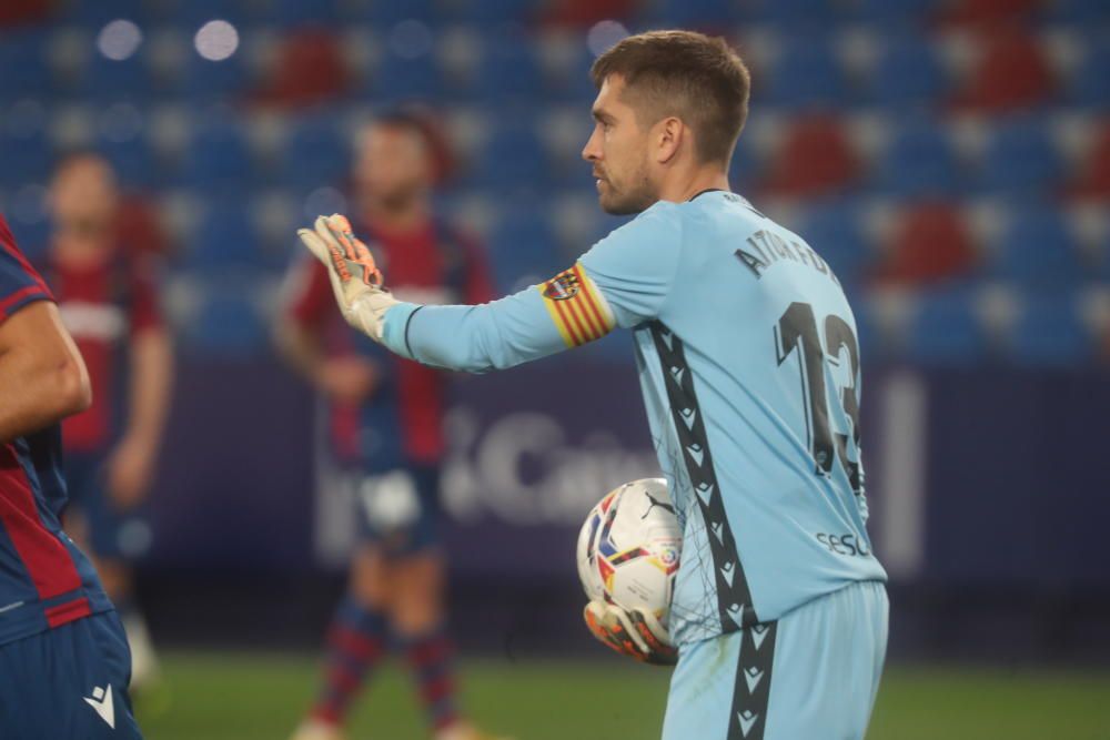 Las mejores fotos del Levante UD - Osasuna