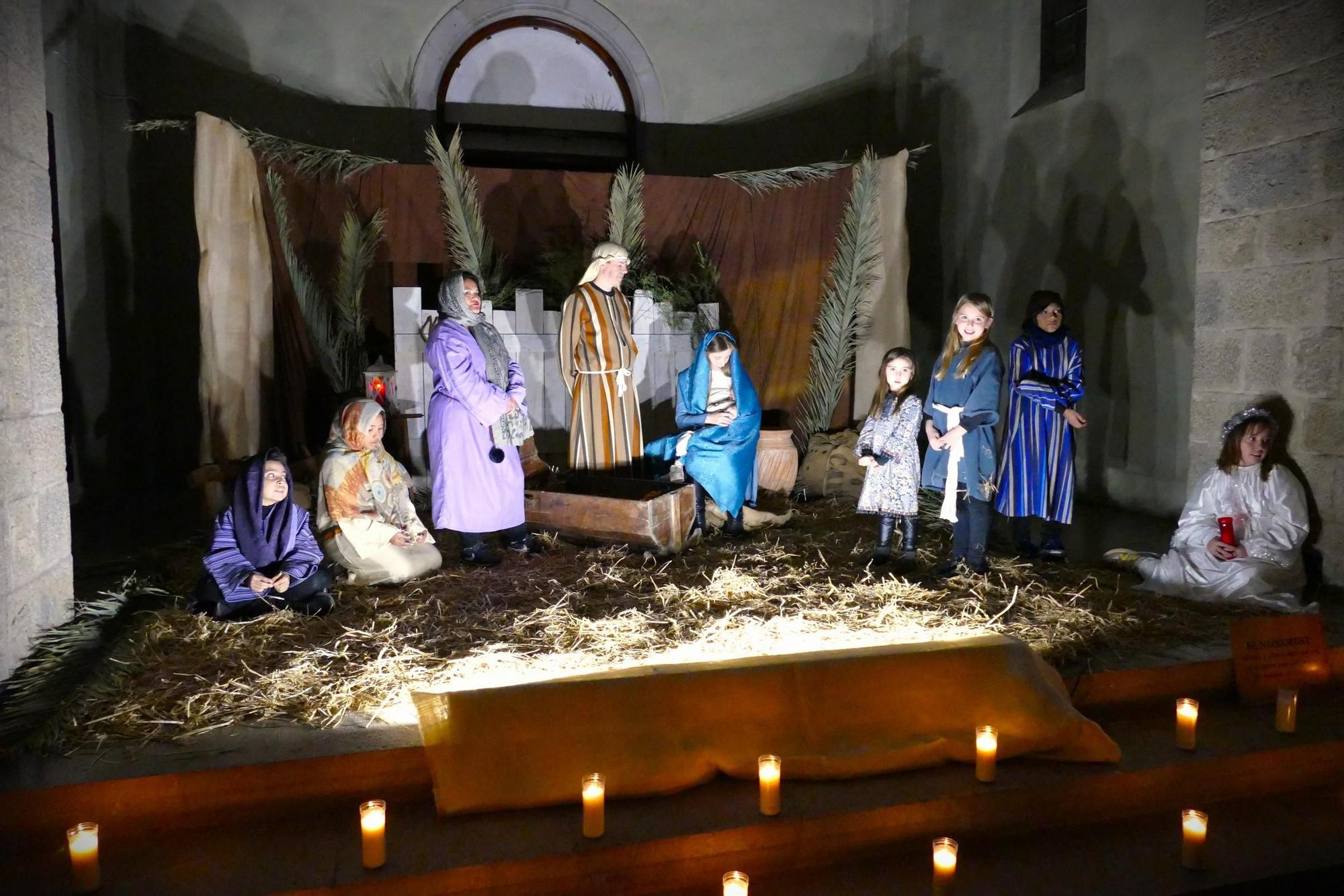 Èxit d'assistència al Pessebre Vivent de l'Església de Sant Pere de Figueres