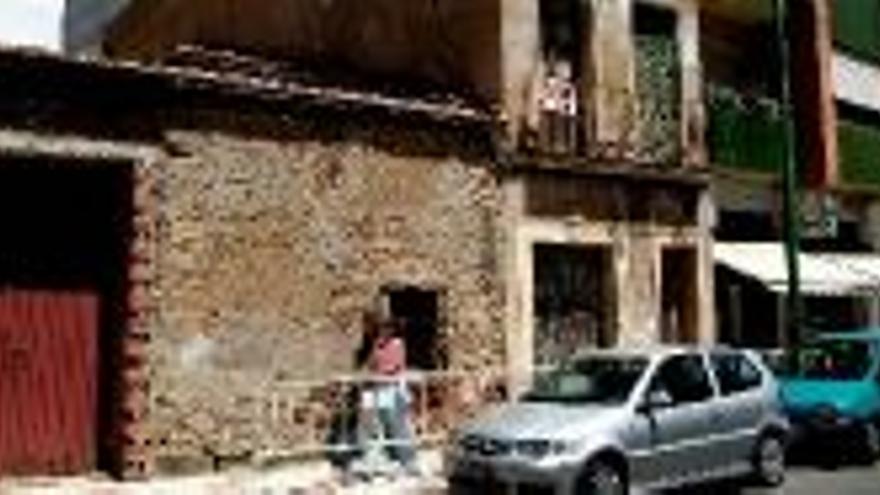 El PSOE denuncia el mal estado de una vivienda