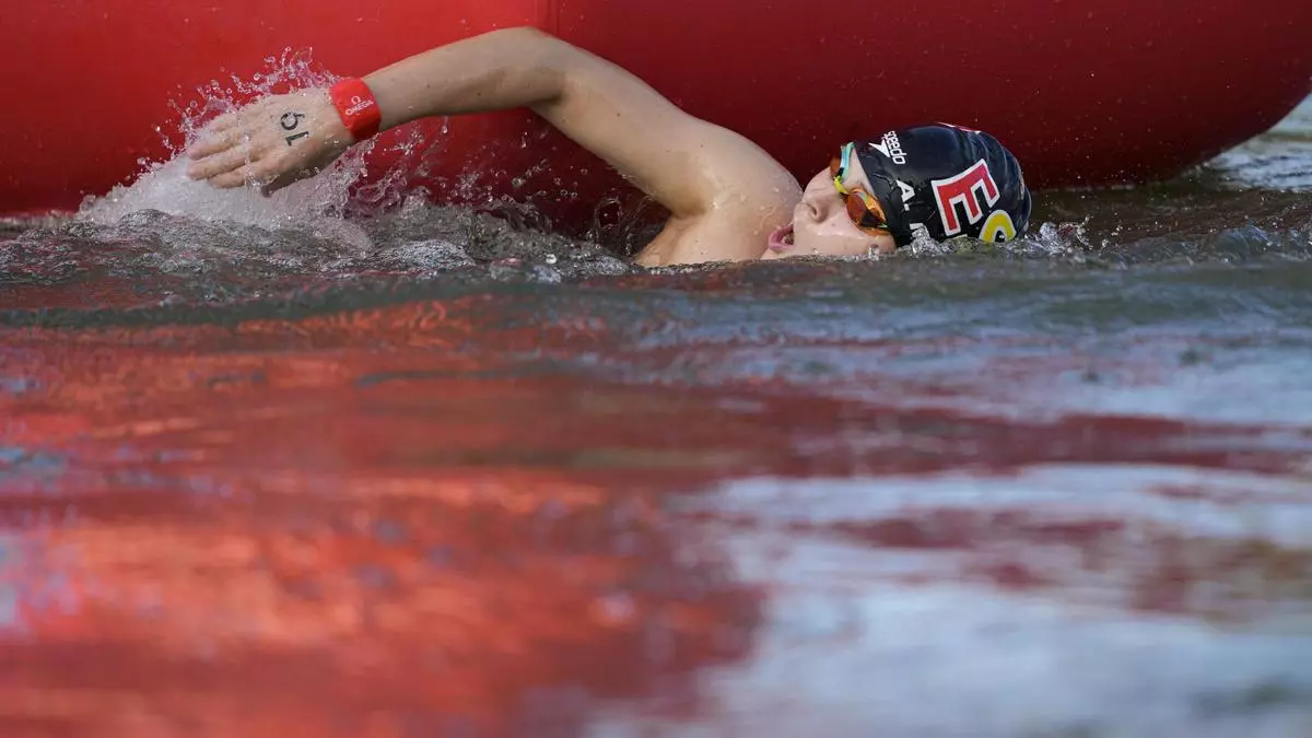 La ilicitana Ángela Martínez, décima en aguas abiertas