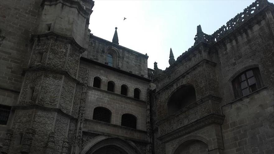 Exposición de los sínodos en la catedral cauriense