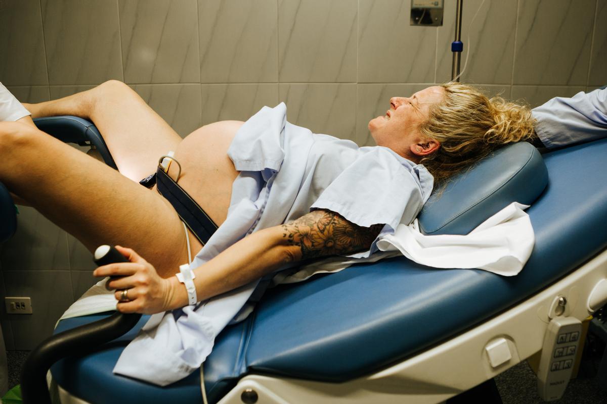 Raquel da el último empujón antes de tener a Erik en su pecho