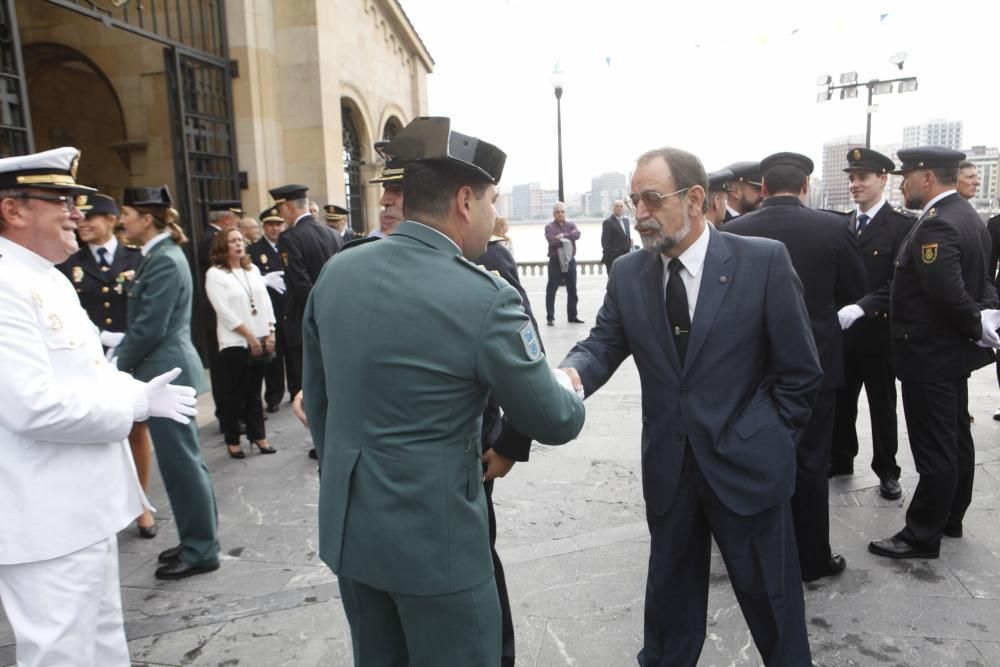 Celebración de la fiesta Policía Nacional en Gijón