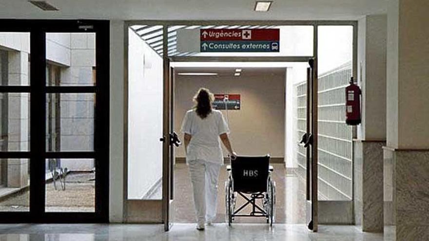 Una imagen de archivo del hospital de Son Llàtzer donde se encuentra ingresada la paciente.