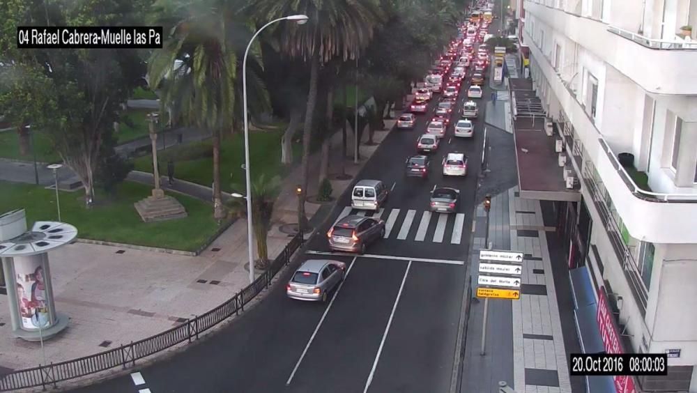 Guagua averiada en San Telmo