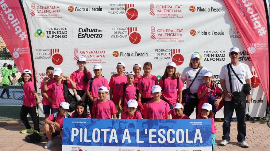 Pilota a l&#039;Escola despedix el curs al gran a Piles