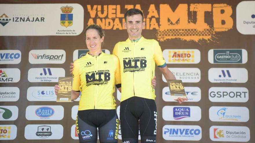 Víctor Manuel Fernández reina en la etapa de la Vuelta a Andalucía MTB de Iznájar