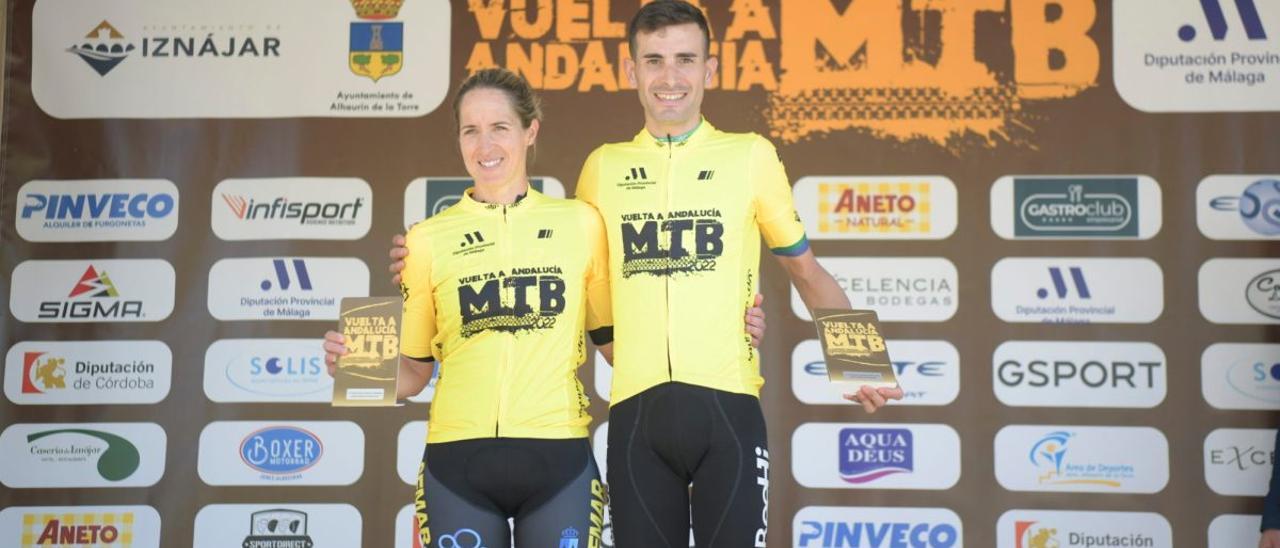 Rocío Martín y Víctor Manuel Fernández, ganadores de la primera etapa de la Vuelta a Andalucía MTB.