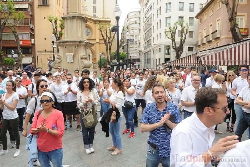 "Cerramos por Murcia y los murcianos"