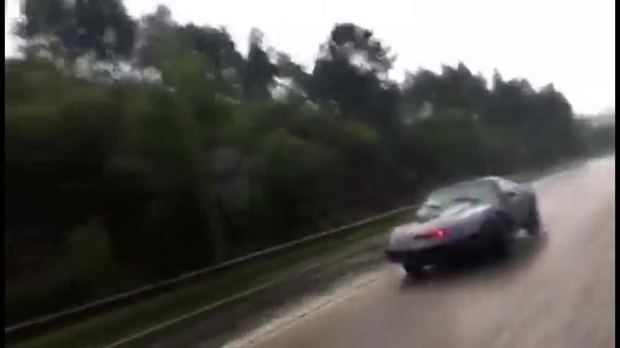 ¿El coche fantástico en la autopista "Y"?