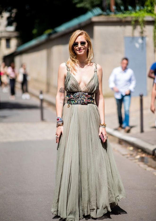 Chiara ferragni con vestido de Dior.