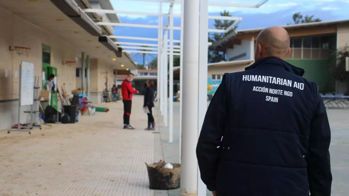 Paiporta reconoce el trabajo de los Bomberos de Zamora: "Aquí han trabajado mucho"